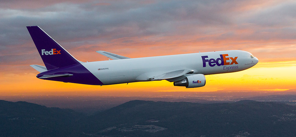  FedEx  Express airplane at dawn s Empresa Journal